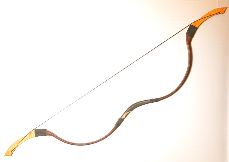 Traditional Mongolian recurve bow T/292-568