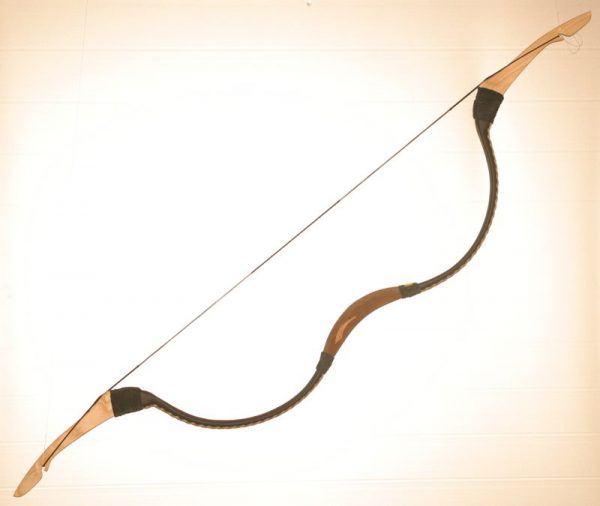 Traditional Mongolian recurve bow T/349-0