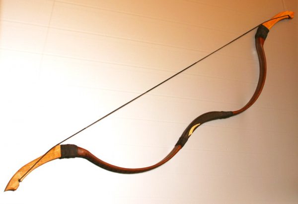 Traditional Mongolian recurve bow T/282-0